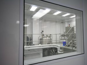 ALUMA1 Flush Cleanroom Window