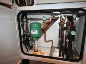Cleanroom AHU Chilled Water & Second Stage DX Cooling